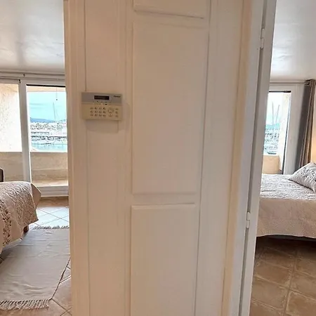 Lägenhet Les Tropeziennes - Chic Triplex Balcon Vue Marina *